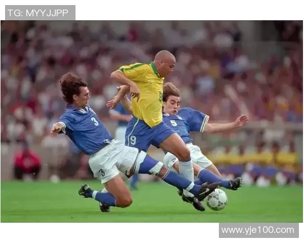 足球明星罗纳尔多的成长之路与传奇瞬间的感人小故事 足球明星罗纳尔多的成长之路与传奇瞬间的感人小故事